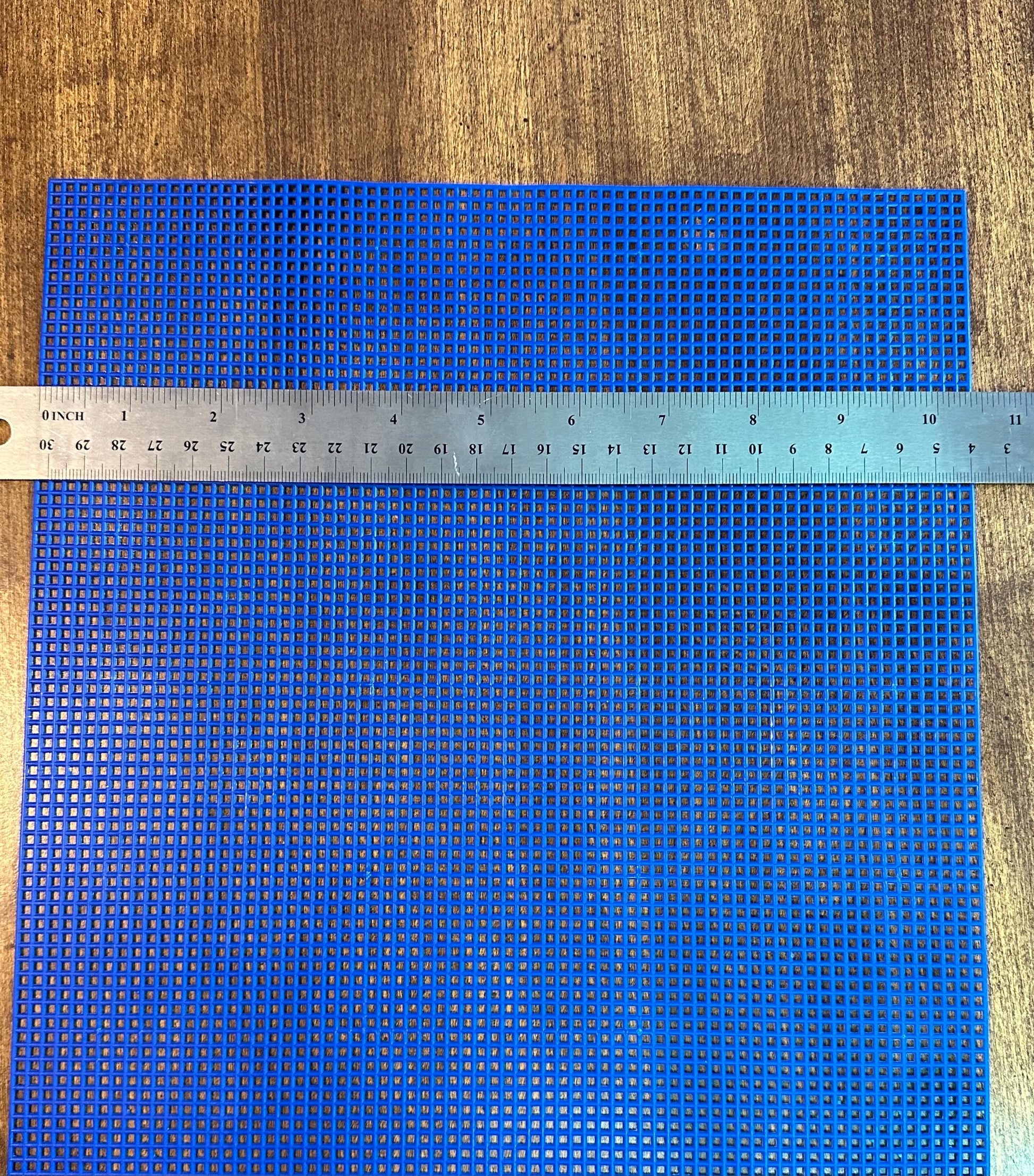 7 Mesh Royal Blue Plastic Canvas Sheet, 10.5 x 13.5