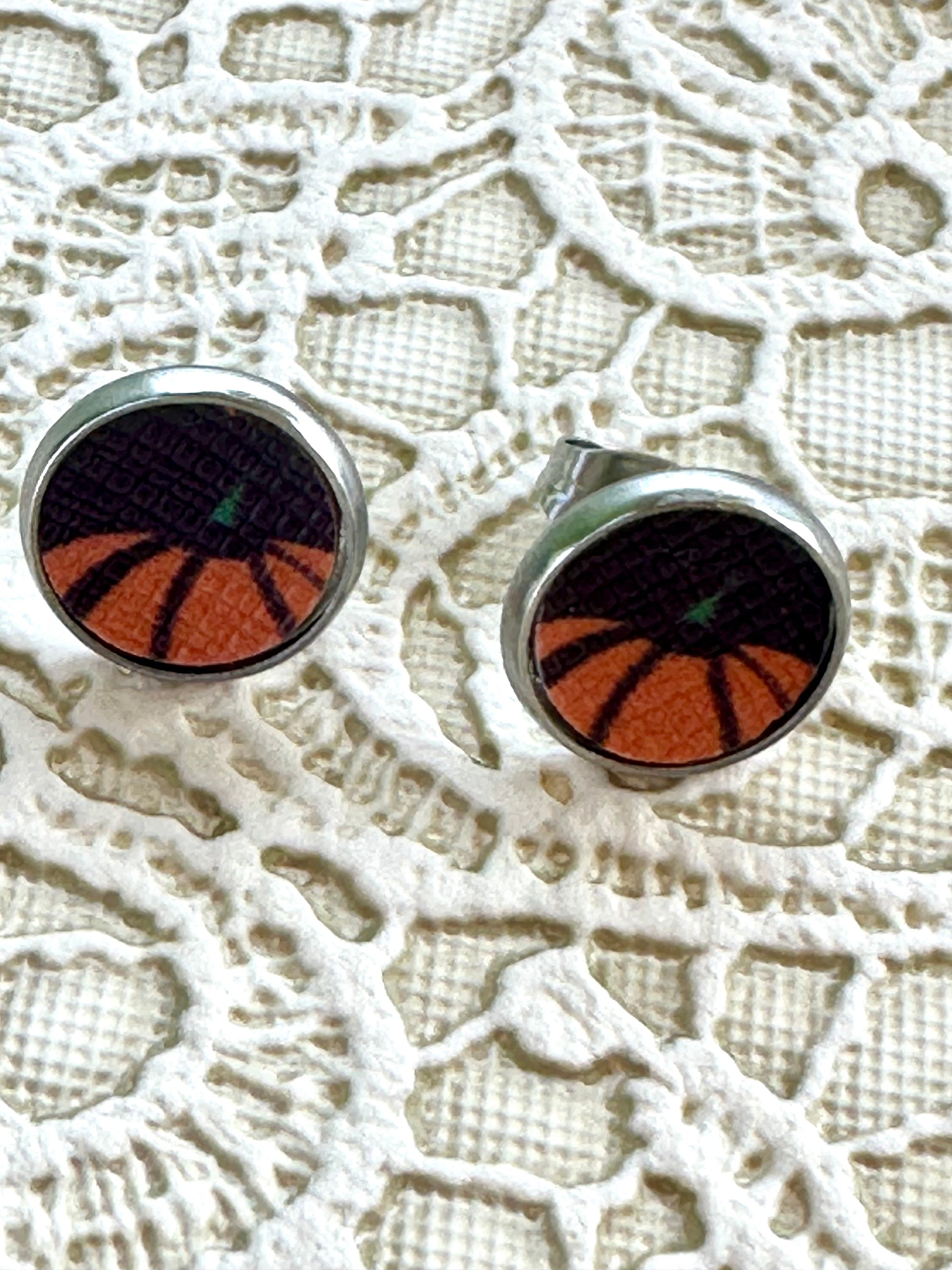 Pumpkin Stud Earrings – 10mm Fall Earrings