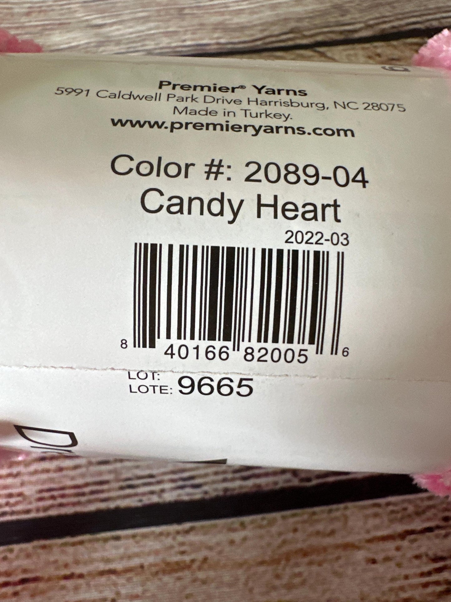 Premier Just Yarn Dream Chenille – Candy Heart 2089-04 – Super Soft Medium Yarn