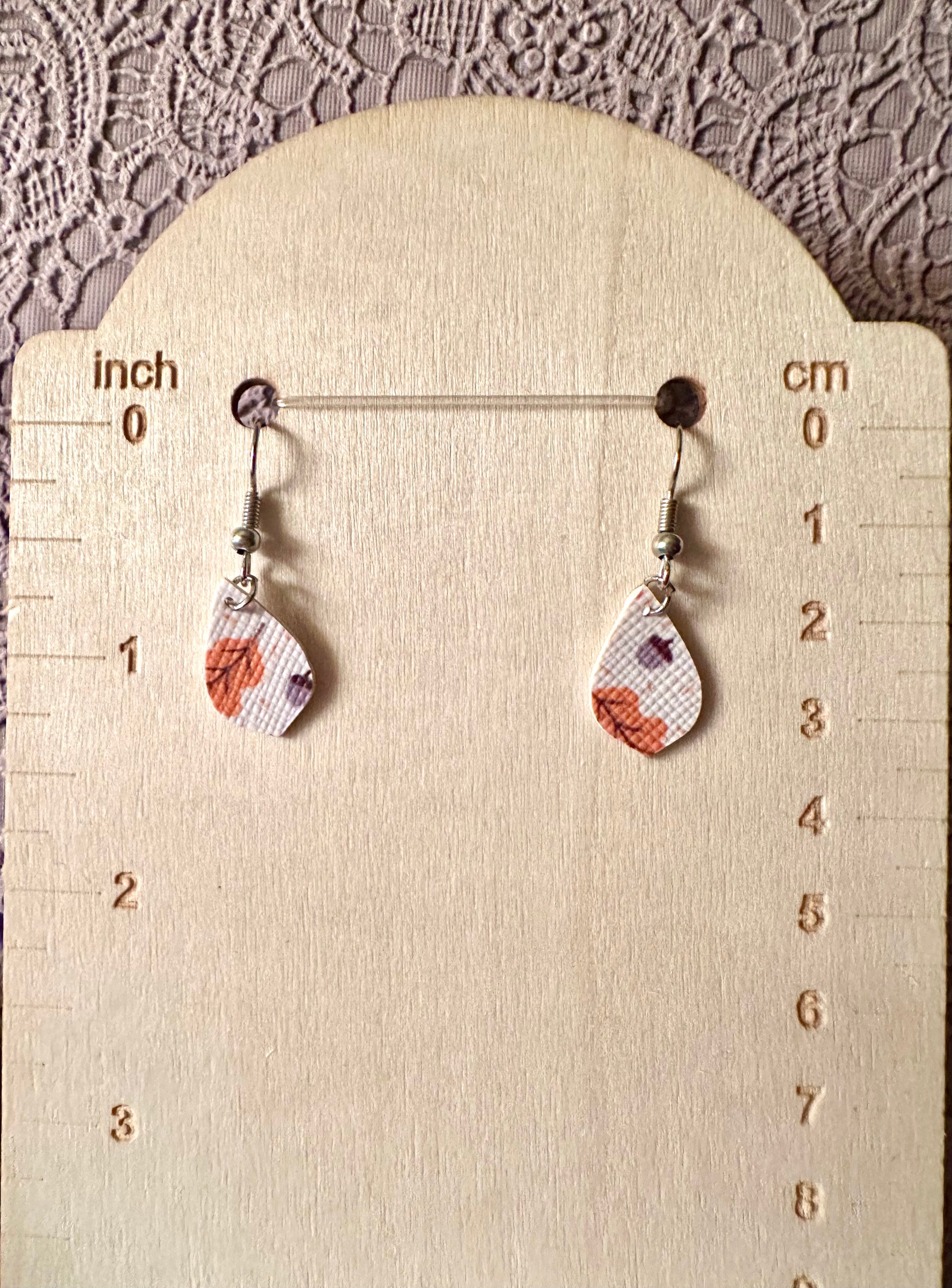 Mini Fall Leaf Faux Leather Earrings – Small Autumn Teardrop