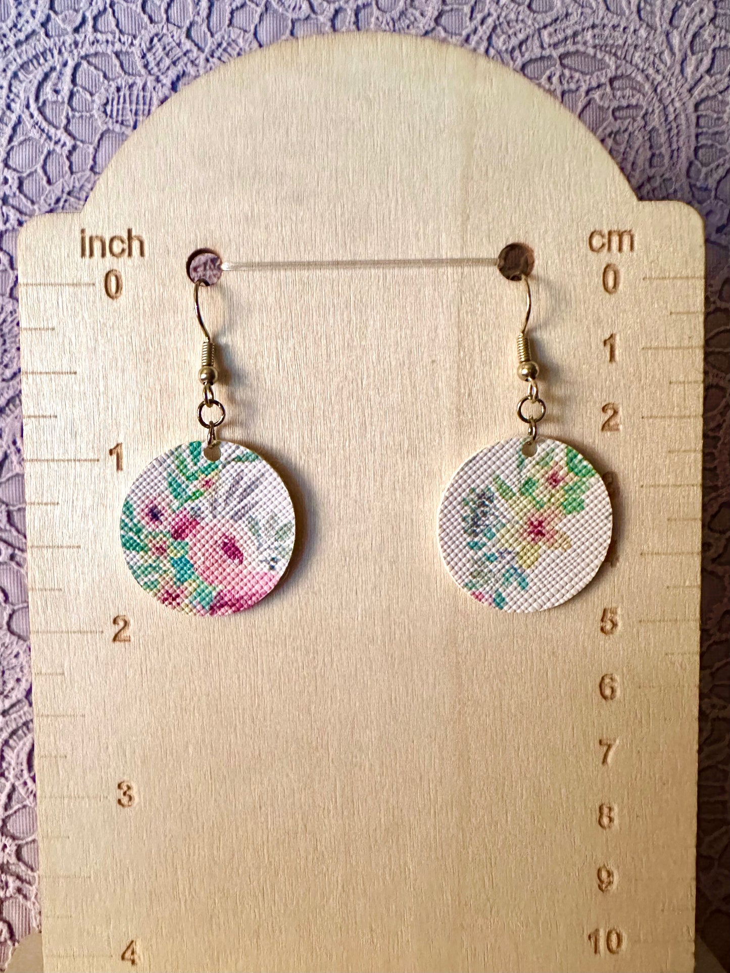 Floral Circle Earrings – 1" Faux Leather Dangle Earrings – Colorful Spring Earrings for Women