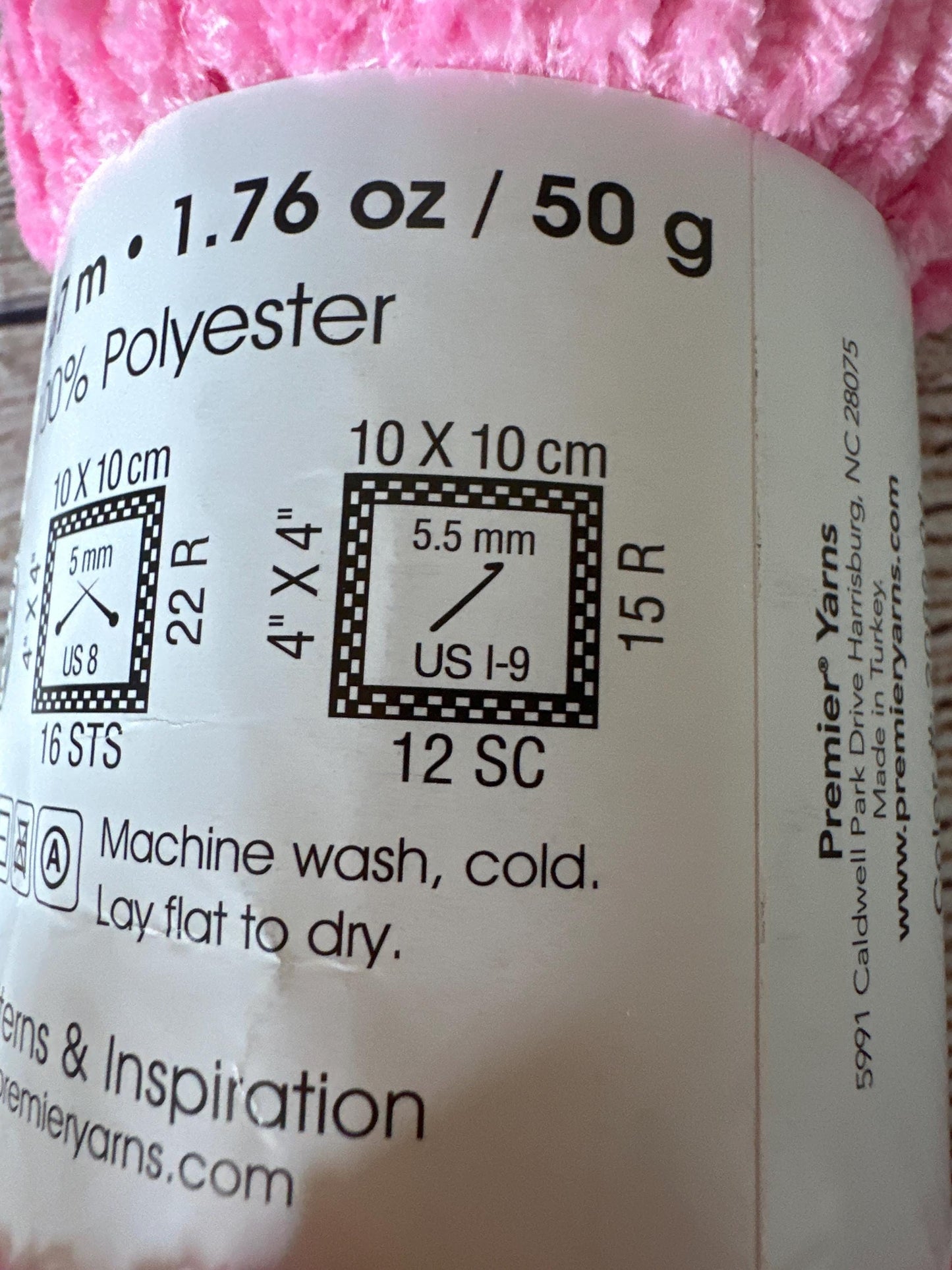 Premier Just Yarn Dream Chenille – Candy Heart 2089-04 – Super Soft Medium Yarn