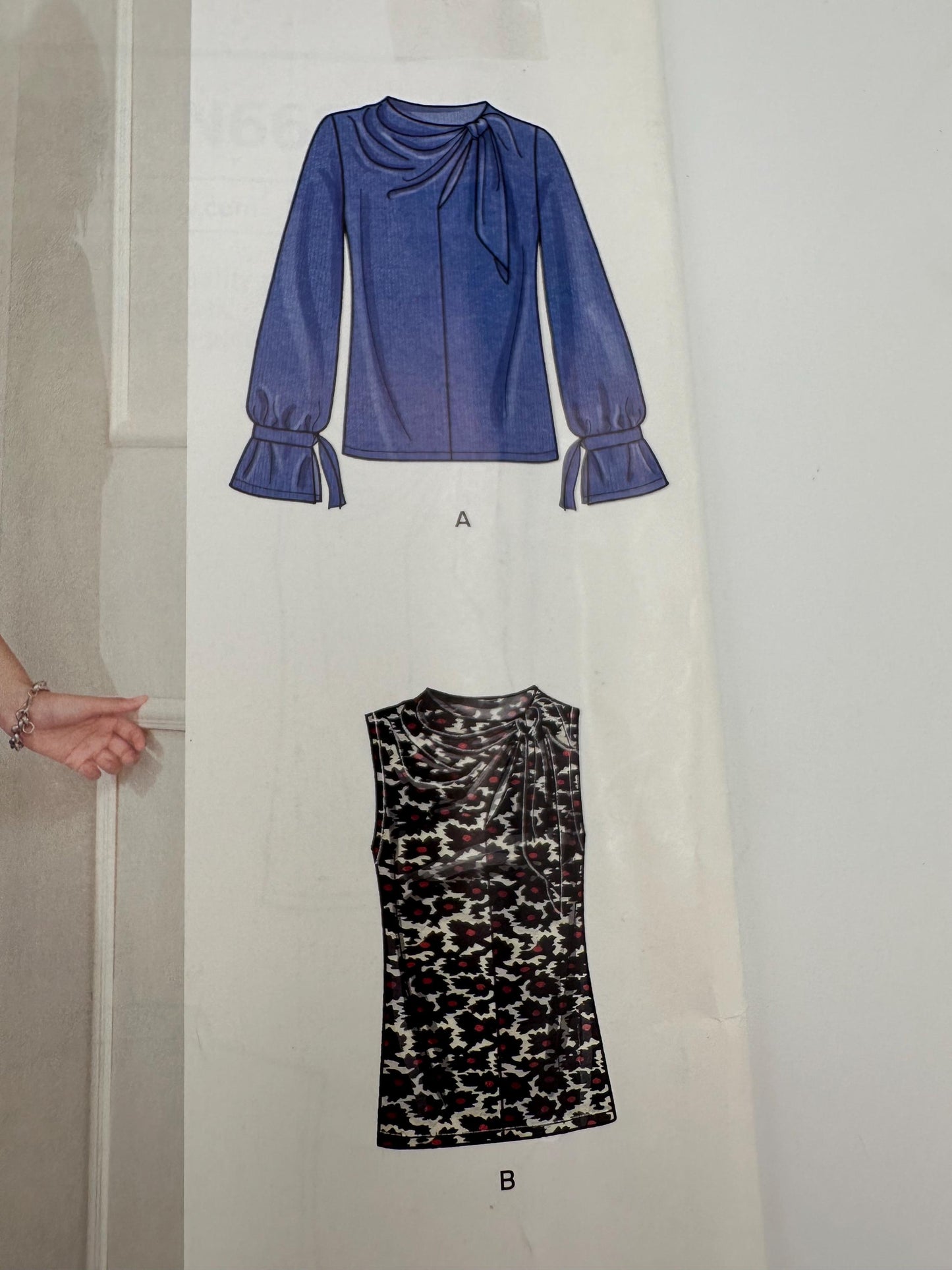 New Look N6685 Misses' Sleeveless or Long-Sleeved Tops Sewing Pattern 