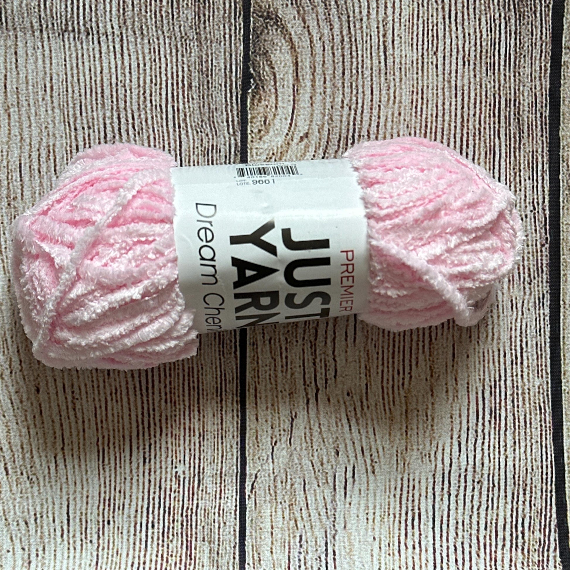 Premier Just Yarn Dream Chenille – Blossom | Color 2089-03