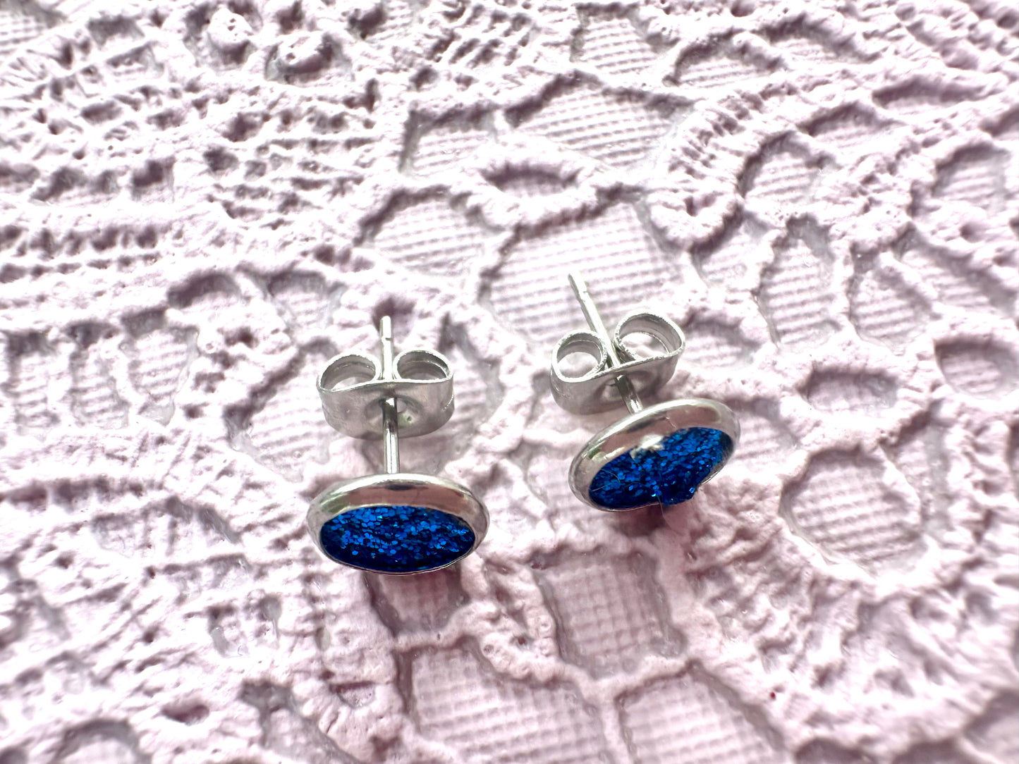 Glitter Blue Faux Leather Stud Earrings – 7mm Sparkle Studs – Lightweight & Nickel-Free